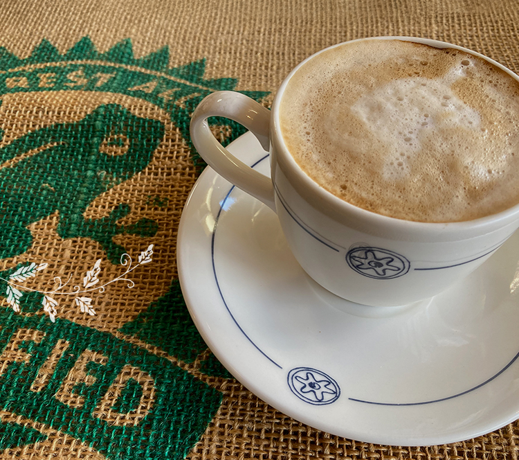 Books&cafe Wonderland